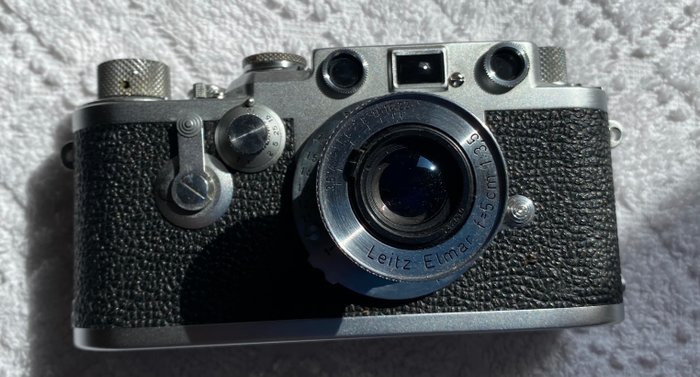 Leica IIIf Red Dial -  Elmar 5cm F3.5 Messsucherkamera