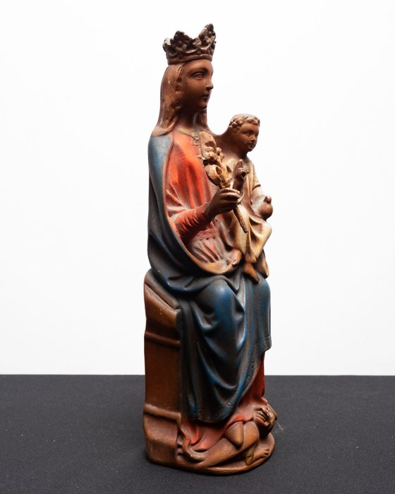Statue, Gekroonde Maria met kind en duivel - 36 cm - Keramik