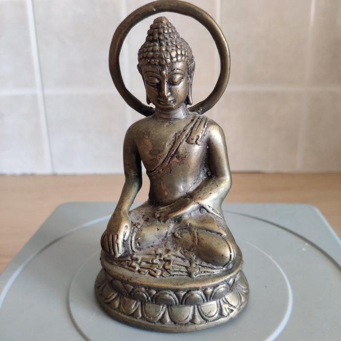 佛教物品 - 地藏菩萨手印佛 (1) - 黄铜色 - 1970-1980, 1980-1990