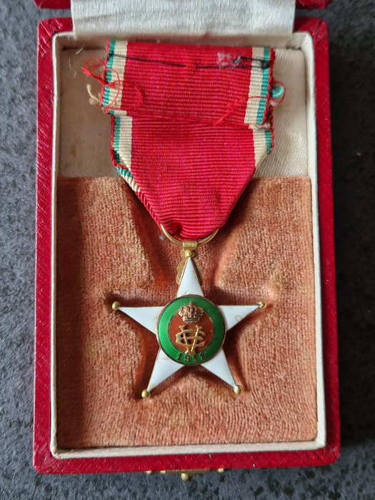 Italien - Medalje - Cavaliere Ordine della Stella Coloniale + Scatola originale Guerra d'Africa