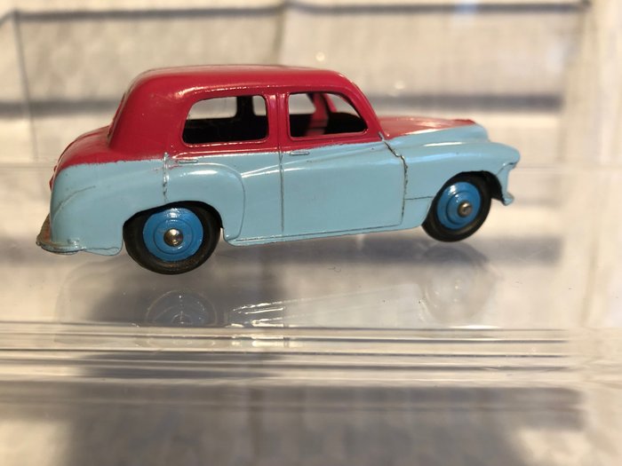 Dinky Toys 1:43 - 1 - Modellauto - ref. 154 Hillman Minx Saloon