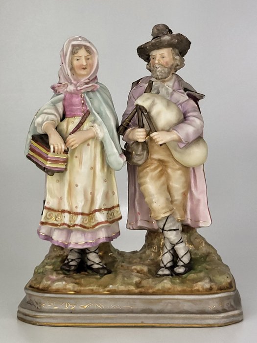 塑像, Turn-Teplitz porcelain statue - 23.5 cm - 瓷 - 1870