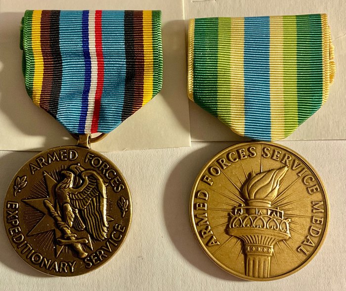 Estados Unidos de América - Medalla - Zwei Amerikanische - Auszeichnungen - Orden
