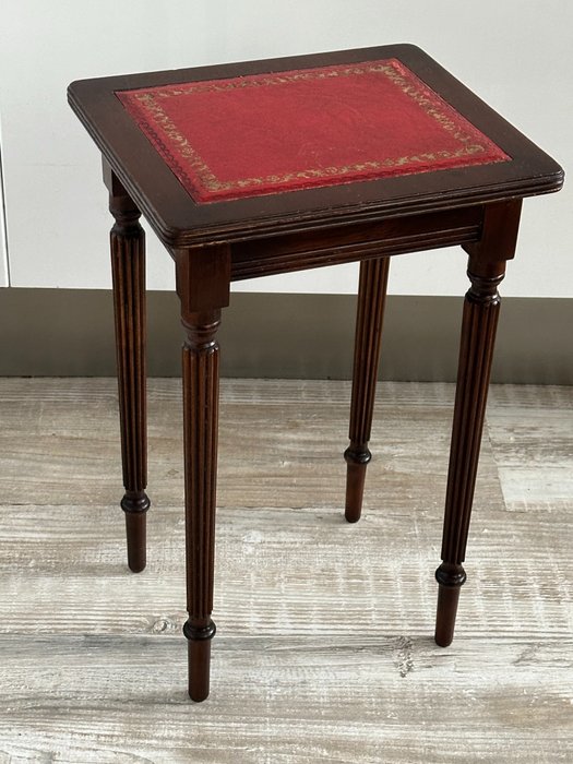 Engelse bijzettafel met leer bekleed / mooie gouden motief - Table - Wood, leather