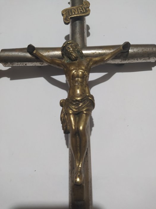 Crucifix (1) - Brass - 1850-1900