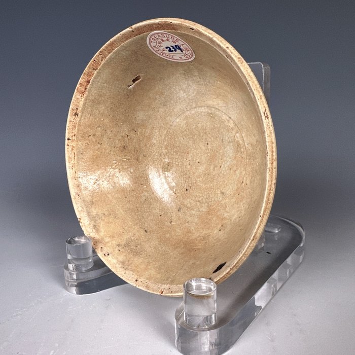 青白釉素身芒口碗(Lot.00239) - Porcelæn - Kina - Yuan-Ming-dynastiet