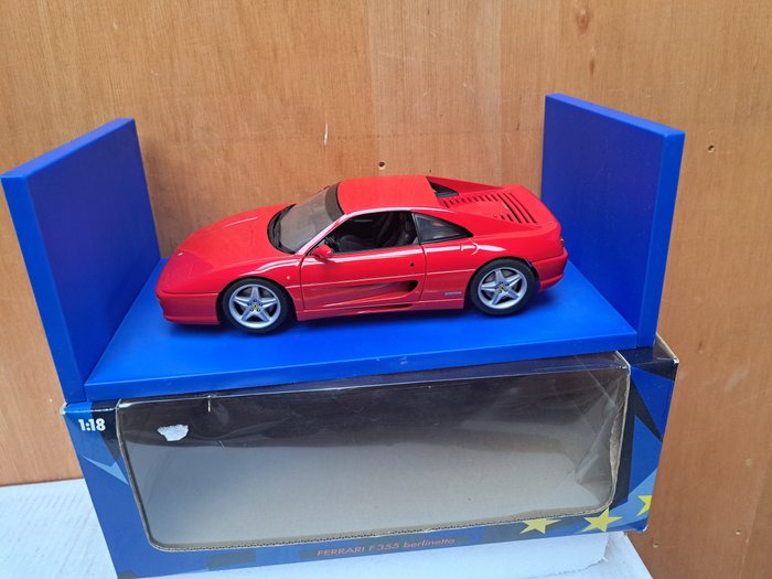 UT 1:18 - 1 - 模型車 - Ferrari 355