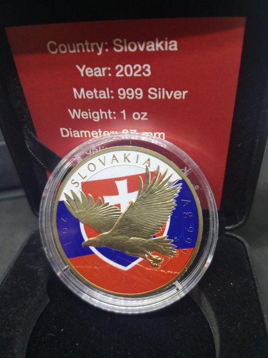 Niue. 5 Dollars 2023 Slovak Flag - Eagle 24k Gold Gilded, 1 Oz (.999)  (Ohne Mindestpreis)