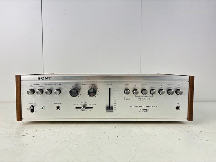 Sony - TA-1066 Amplificador de estado sólido
