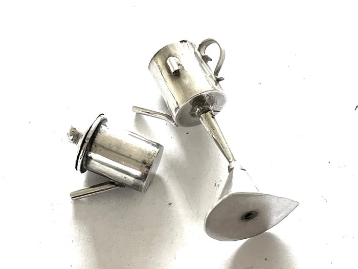 Antiek Hollandse zilveren snotneus miniatuur. - Miniaturfigur -  (1) - Silber