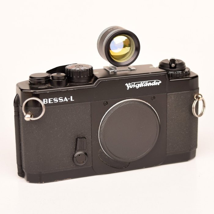 Voigtländer  "BESSA - L" compact camera . Analoge camera