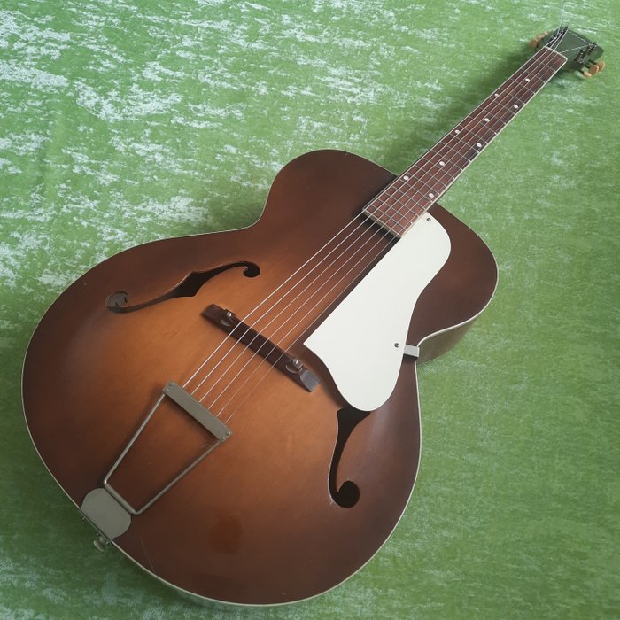 Airline USA -  - Archtop guitar - 美國