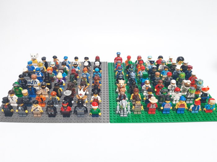 Lego - 98 Minifigures