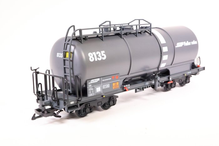 LGB G - 40830 - Vagón de tren de mercancías a escala (1) - Vagón cisterna 8135 - RhB
