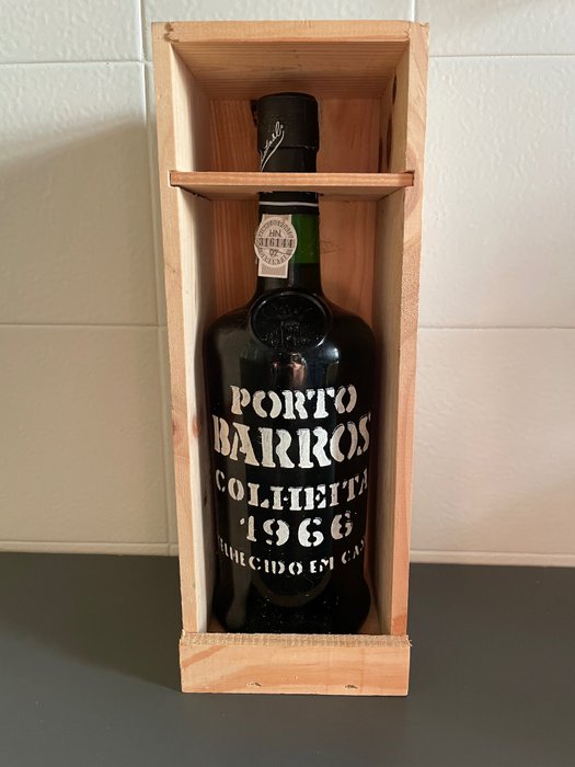 1966 Barros - 斗羅河 Colheita Port - 1 Bottle (0.75L)