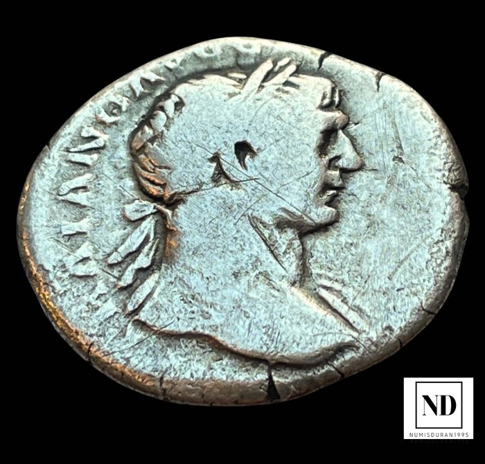 Rooman imperiumi. Trajan (98-117 aaj.). Denarius Rome - Victory advancing left