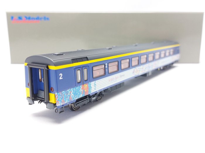 L.S. Models H0 - 44.250 - Modeltog passagervogn (1) - ICR 'Arthur Japin Express' Boguge 2006 - NS