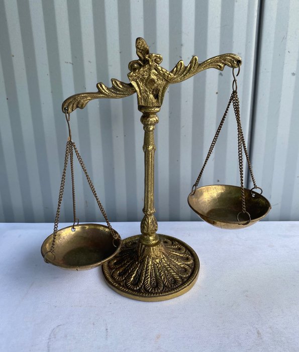 Miniature Scale - Balance or scale (1) - Brass, Bronze