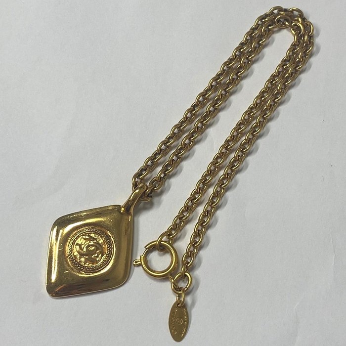 Chanel - Guld - Halsband