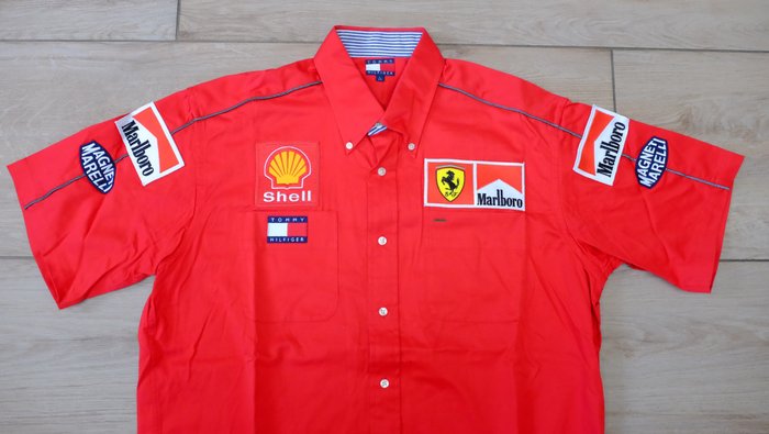 Ferrari - Fórmula 1 - 1999 - Ropa de equipo