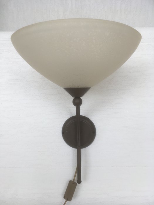 Vägglampa (1) - Skala lampa - Glas, Metall