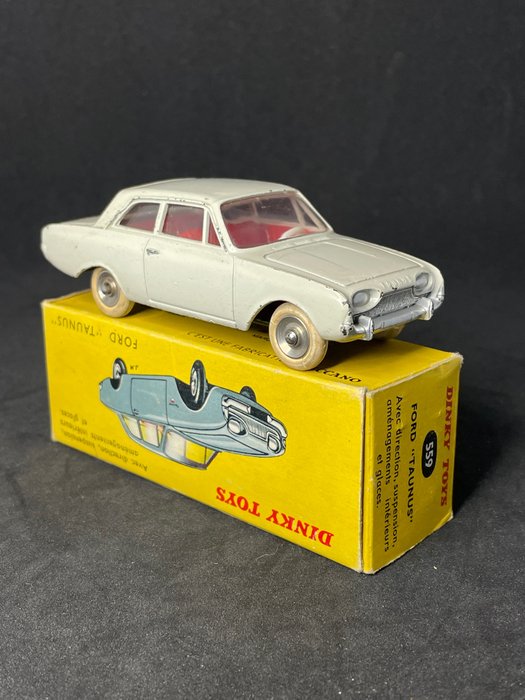 Dinky Toys 1:43 - 1 - 模型車 - ref. 559 Ford Taunus