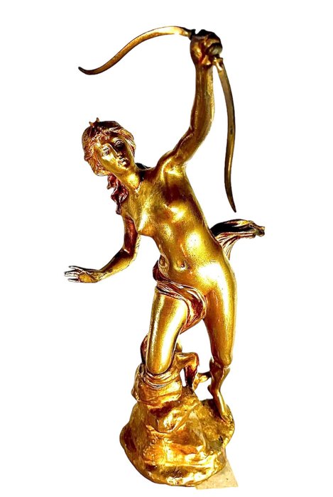 Jean Garnier (1853–1910) - 雕塑, Diane Chasseresse tir à l’arc - 42 cm - 镀金青铜