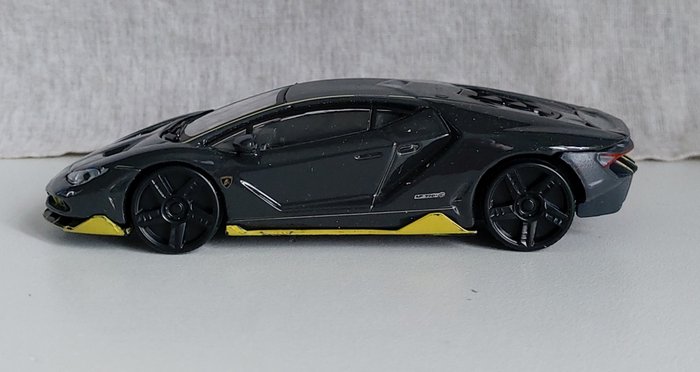 Bburago 1:43 - 1 - Αυτοκίνητο μοντελισμού - Lamborghini Centenario
