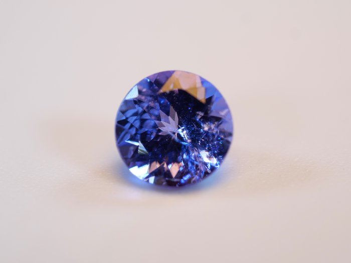 無保留-紫藍色 坦桑石 - 0.76 ct