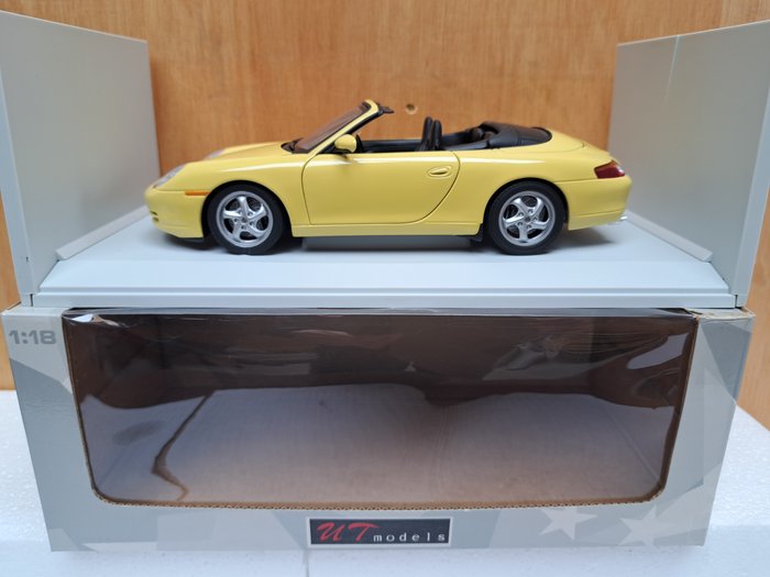 UT 1:18 - 1 - 模型車 - Porsche 911 cabrio