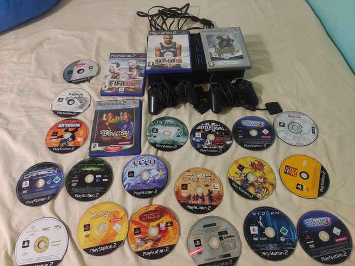Sony - Playstation 2 (Ps2) and 23 games - Tv-spelkonsol