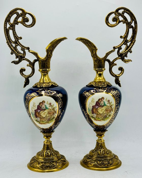 Vase (2) -  Serves-Stil  - Messing, Porzellan