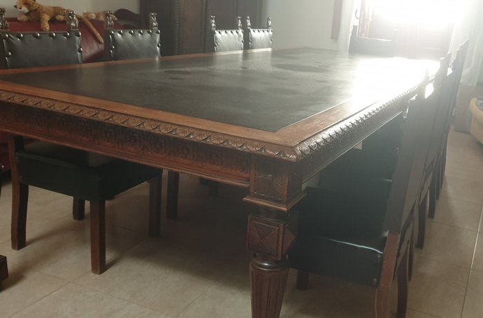 tavolo da sei piedi, completo di 9 sedie - Table - Bois, Cuir