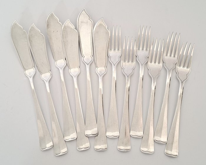 GERO Gerritsen-Zeist - Fish cutlery set for 6 (12) - fish cutlery, model Haags Lofje - Silverplate