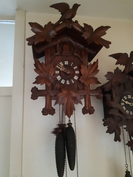 Wanduhr - Kuckucksuhr, Schwarzwälder Uhr - Holz, Kupfer, Messing - 1900-1910