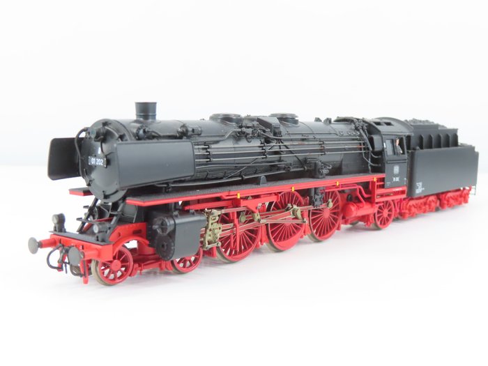 Roco H0 - 63340 - 連煤水車的蒸汽火車 (1) - BR 01 - DB