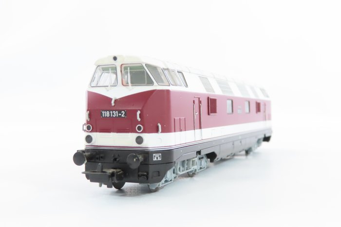 Piko H0 - 52570 - 柴油液壓火車 (1) - BR 118 玻璃鋼 - DR (DDR)