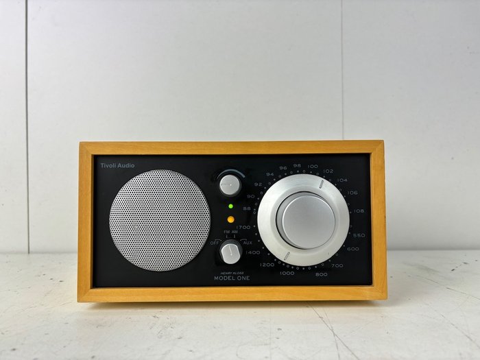 Tivoli - Model One Radio