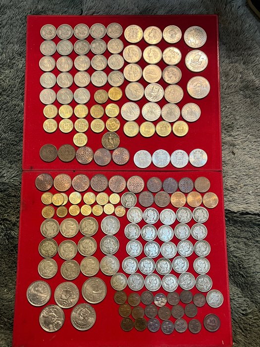Portugalia. Republic. Lote de 160 moedas de coleção
