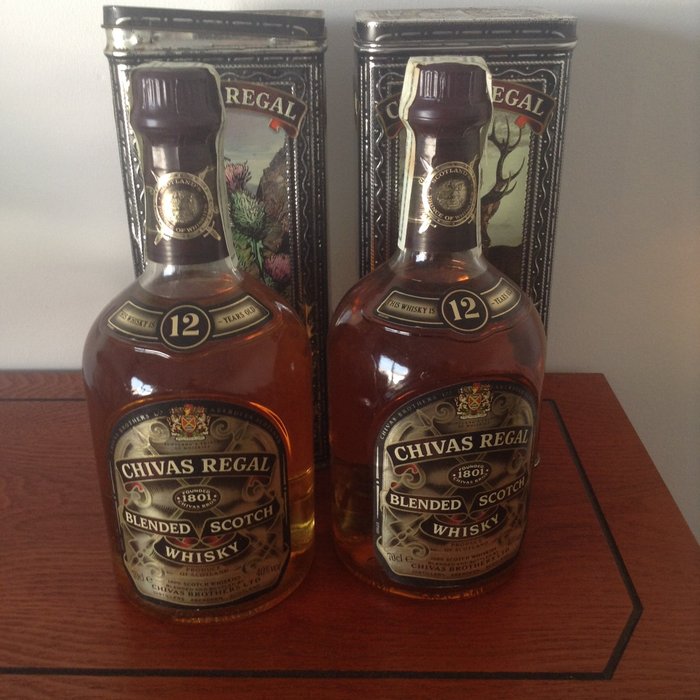 Chivas Regal 12 years old - The Scottish Wildlife Collection  - b. Δεκαετία του 1990 - 70cl - 2 bottles