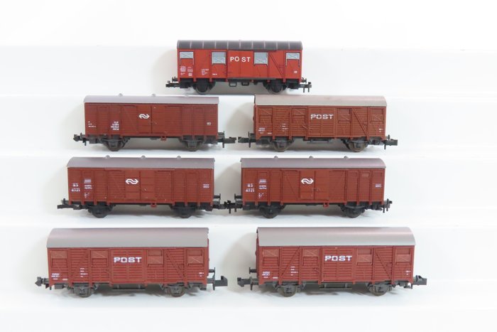 Roco N - o.a. 02392 - Modellbahn-Güterwagen (7) - 7x 2-achsige gedeckte Güterwagen, unter anderem mit „POST“-Aufdruck - NS, PTT/Post