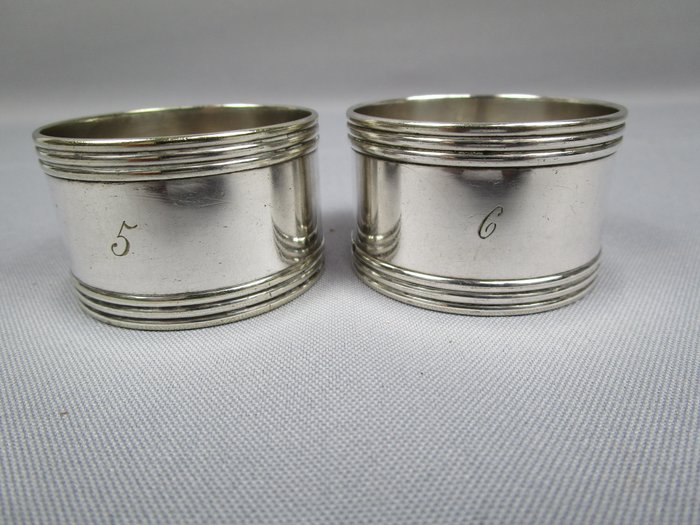 Napkin ring  - Christofle Paris - 2 antique napkin rings' - silver plated - France around 1900