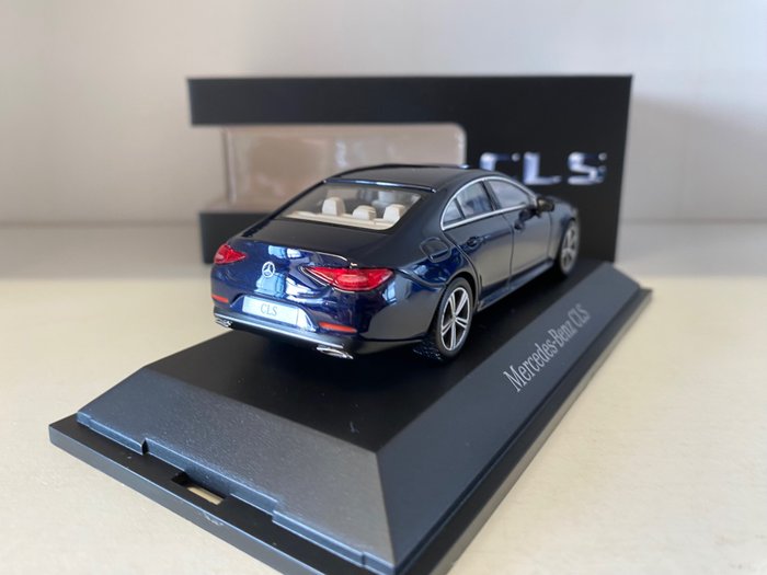 Norev 1:43 - 1 - 模型汽车 - Mercedes-Benz cls