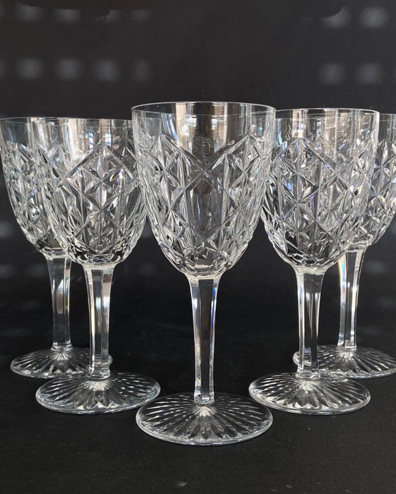 Baccarat - 酒杯 - 卓越且罕见的 5 杯套装 - “Juigné” 型号 - 切水晶