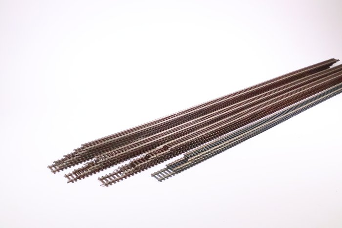 Roco H0 - 42400 - Modeltreinsporen (17) - 18 delig pakket rechte rail, 80 - 92 cm