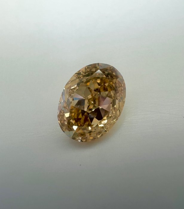 1 pcs 钻石 - 2.01 ct - 椭圆形 - 中彩褐黄 - SI2 微内含二级