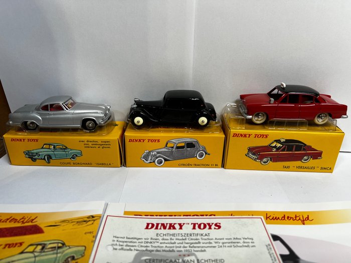 Dinky Toys 1:43 - 3 - 模型汽车 - Coupe Borgward Isabella, Citroen Traction, Simca Versailles Taxi