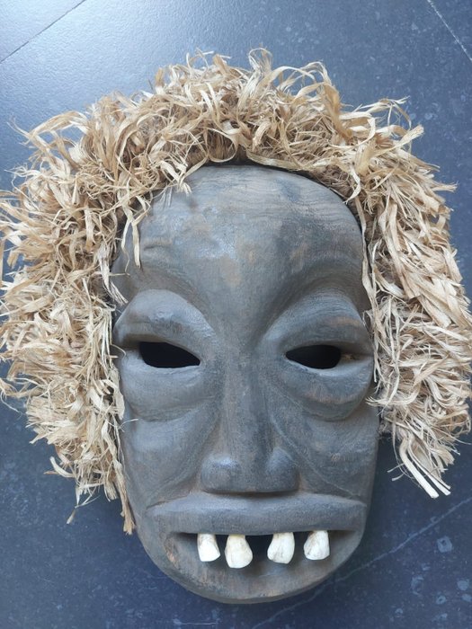 Máscara Tribal - Quénia  (Sem preço de reserva)