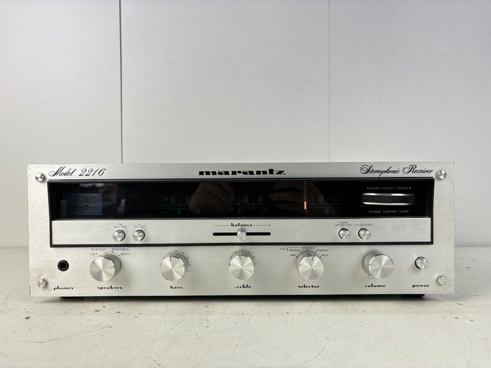 Marantz - Modello 2216 - Ricevitore stereo a stato solido