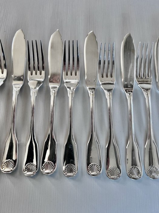 Christofle Vendome Schelpmotief Coquille - Fish cutlery set for 12 (24) - Silverplate
